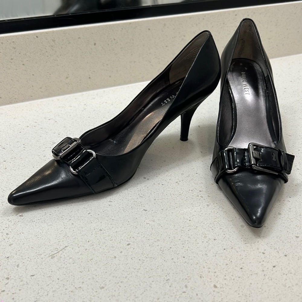 Nine West Nesyo heels w/the box